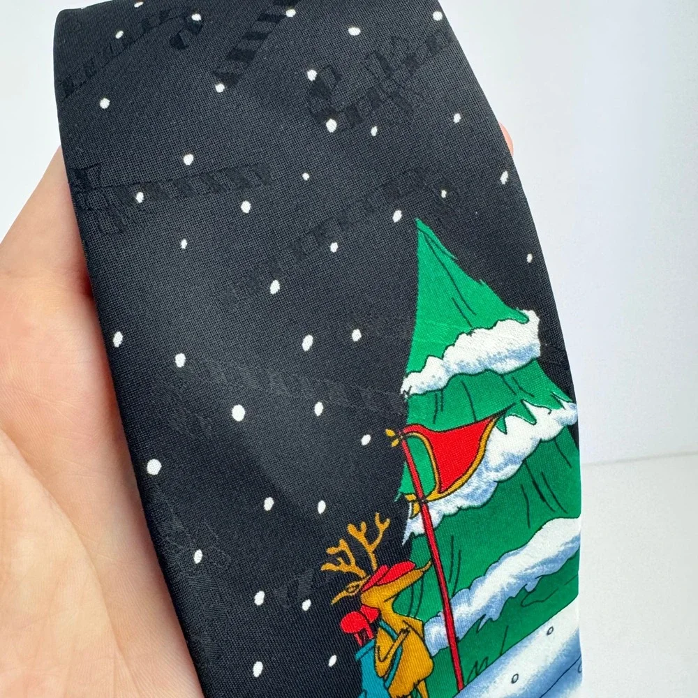 Vtg 90s Hallmark Polyester Santa Reindeer Play Golf Night Snow Christmas Necktie